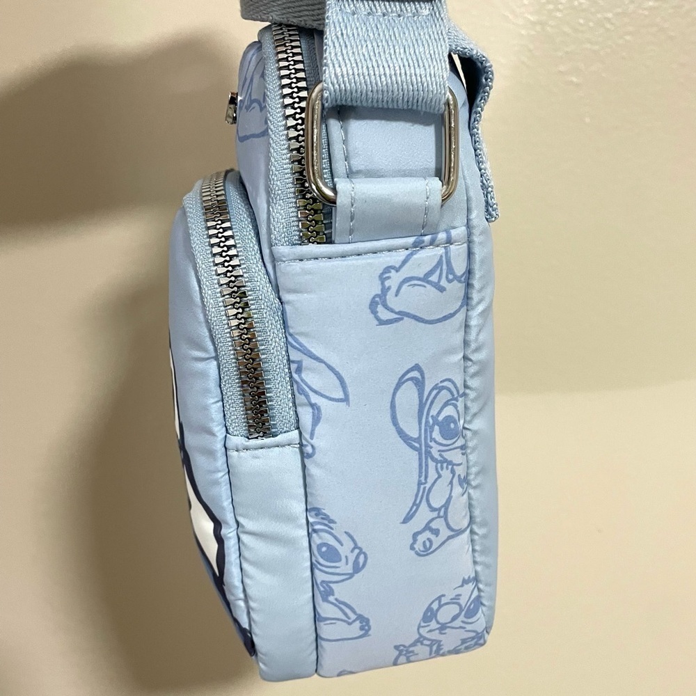 Disney’s Stitch Blue Crossbody Purse | NWT | Limited Edition ✨ - Picture 5 of 7
